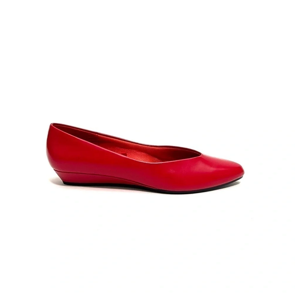 Vintage 1980s deadstock cherry red vegan leather slip on mini wedge heels